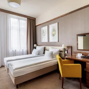 Golden Tulip Center 4*, Krakow Poland